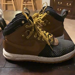 Nike Lunar Force Duckboot